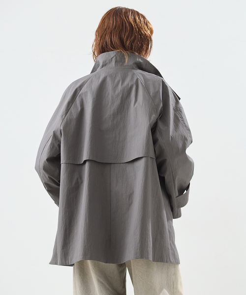 journal standard L'essage（ジャーナルスタンダードレサージュ）の「NALYAスタンドショートコート（トレンチコート・レディース・カーキ/ベージュ/グレー・38/36）」の11枚目の写真