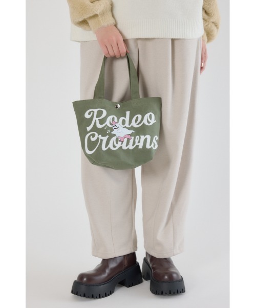 RODEO CROWNS WIDE BOWL(ロデオクラウンズワイドボウル)の「GHOST BEAR TOTE(トートバッグ・レディース・ブラック/カーキ/オフホワイト/ピンク・FREE)」の12枚目の写真