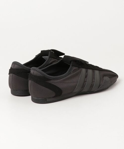 adidas by Stella McCartney（アディダスバイステラマッカートニー）の「adidas by Stella McCartney スポーツウェア 76 / adidas by Stella McCartney Sportswear 76【adidas by Stella McCartney】 / アディダス adidas（スニーカー・レディース・ブラック・27.5cm/27.0cm/26.5cm/26.0cm/25.5cm/25.0cm/24.5cm/24.0cm/23.5cm/23.0cm/22.5cm/22.0cm）」の11枚目の写真