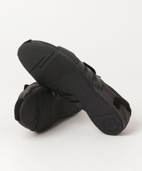 adidas by Stella McCartney（アディダスバイステラマッカートニー）の「adidas by Stella McCartney スポーツウェア 76 / adidas by Stella McCartney Sportswear 76【adidas by Stella McCartney】 / アディダス adidas（スニーカー・レディース・ブラック・27.5cm/27.0cm/26.5cm/26.0cm/25.5cm/25.0cm/24.5cm/24.0cm/23.5cm/23.0cm/22.5cm/22.0cm）」の7枚目の写真