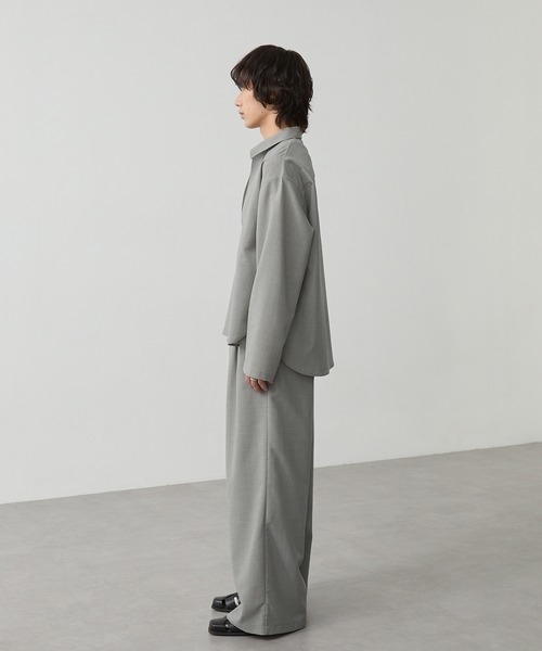 CALLNE（カルネ）の「【CALLNE】 High-twist Linen-like Skipper Shirt / 強撚リネンライクスキッパーシャツ（吸水速乾、UVカット、イージーケア）（シャツ/ブラウス・メンズ・ライトグレー/チャコールグレー・M/L）」の5枚目の写真