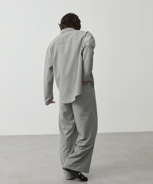 CALLNE（カルネ）の「【CALLNE】 High-twist Linen-like Skipper Shirt / 強撚リネンライクスキッパーシャツ（吸水速乾、UVカット、イージーケア）（シャツ/ブラウス・メンズ・ライトグレー/チャコールグレー・M/L）」の9枚目の写真