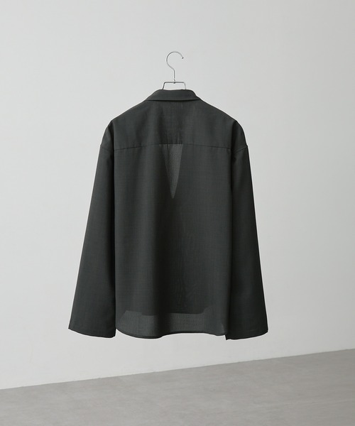 CALLNE（カルネ）の「【CALLNE】 High-twist Linen-like Skipper Shirt / 強撚リネンライクスキッパーシャツ（吸水速乾、UVカット、イージーケア）（シャツ/ブラウス・メンズ・ライトグレー/チャコールグレー・M/L）」の16枚目の写真