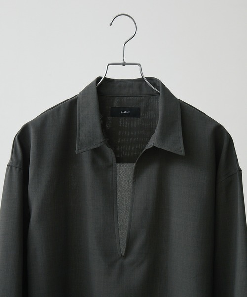 CALLNE（カルネ）の「【CALLNE】 High-twist Linen-like Skipper Shirt / 強撚リネンライクスキッパーシャツ（吸水速乾、UVカット、イージーケア）（シャツ/ブラウス・メンズ・ライトグレー/チャコールグレー・M/L）」の17枚目の写真