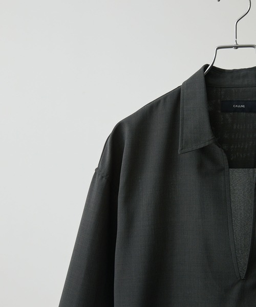 CALLNE（カルネ）の「【CALLNE】 High-twist Linen-like Skipper Shirt / 強撚リネンライクスキッパーシャツ（吸水速乾、UVカット、イージーケア）（シャツ/ブラウス・メンズ・ライトグレー/チャコールグレー・M/L）」の19枚目の写真