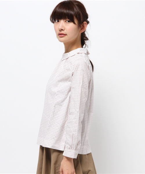 POU DOU DOU(プードゥドゥ)の「スカラップ衿長袖ブラウス(シャツ/ブラウス・レディース・オフホワイト/ブラック/グリーン系その他/ピンク系その他・3)」の17枚目の写真