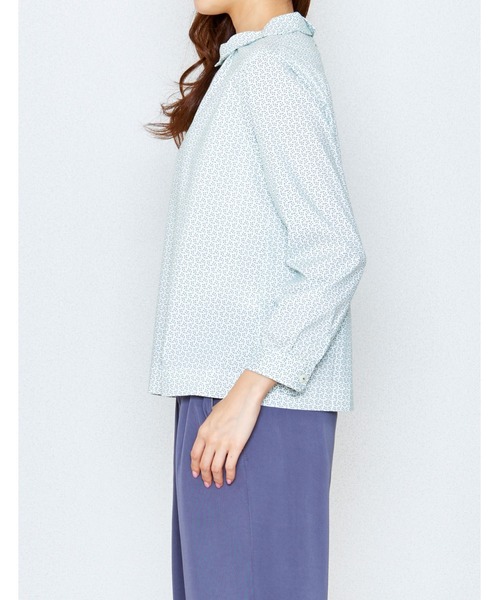 POU DOU DOU(プードゥドゥ)の「スカラップ衿長袖ブラウス(シャツ/ブラウス・レディース・オフホワイト/ブラック/グリーン系その他/ピンク系その他・3)」の8枚目の写真