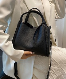 ADDITION STORE（アディションストア）の「【2WAY】BOXシルエット フェイクレザーショルダーバッグ（ショルダーバッグ）」