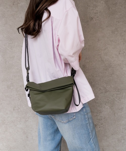 SHE HER HER HERS(シーハーハーハーズ)の「パラコードショルダーバッグ【ミニサイズ】(ショルダーバッグ・レディース・ブラック/カーキ・FREE)」の18枚目の写真