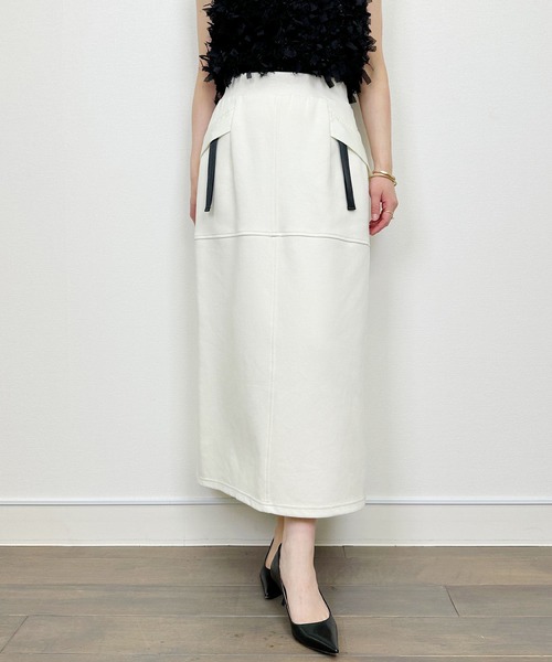 LUGIVA(ルギヴァ)の「【セットアップ可能】ポンチバックファスナースカート(スカート・レディース・ブラック/オフホワイト・M)」の1枚目の写真