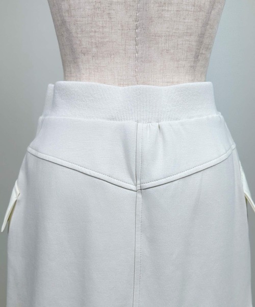 LUGIVA(ルギヴァ)の「【セットアップ可能】ポンチバックファスナースカート(スカート・レディース・ブラック/オフホワイト・M)」の19枚目の写真