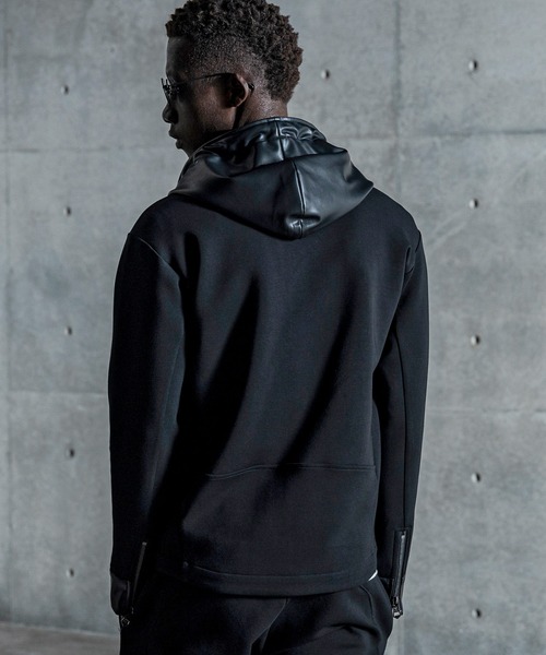 1PIU1UGUALE3  RELAX （ウノピゥウノウグァーレトレ リラックス）の「1PIU1UGUALE3 RELAX(ウノピゥウノウグァーレトレ リラックス)バイカーテックフーディー（パーカー・メンズ・ブラック・S/M/L/XL/XXL）」の12枚目の写真