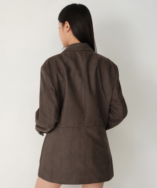MUSINSA STANDARD WOMAN（ムシンサスタンダードウーマン）の「ウィメンズ シンセティックスエード オーバーサイズ ブレザー [ブラウン]（テーラードジャケット・レディース・その他・SMALL/MEDIUM/LARGE/X-SMALL）」の19枚目の写真