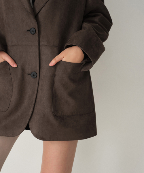 MUSINSA STANDARD WOMAN（ムシンサスタンダードウーマン）の「ウィメンズ シンセティックスエード オーバーサイズ ブレザー [ブラウン]（テーラードジャケット・レディース・その他・SMALL/MEDIUM/LARGE/X-SMALL）」の22枚目の写真