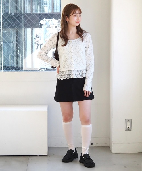 tiptop(ティップトップ)の「カットカーディガン×裾レースキャミSET(Tシャツ/カットソー・レディース・ホワイト系その他/オフホワイト/ブラック系その他/サックスブルー・FREE)」の10枚目の写真