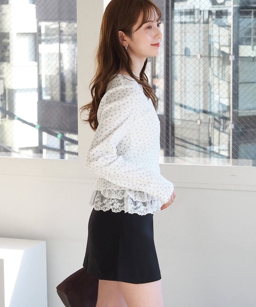tiptop(ティップトップ)の「カットカーディガン×裾レースキャミSET(Tシャツ/カットソー・レディース・ホワイト系その他/オフホワイト/ブラック系その他/サックスブルー・FREE)」の11枚目の写真