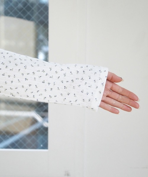 tiptop(ティップトップ)の「カットカーディガン×裾レースキャミSET(Tシャツ/カットソー・レディース・ホワイト系その他/オフホワイト/ブラック系その他/サックスブルー・FREE)」の16枚目の写真
