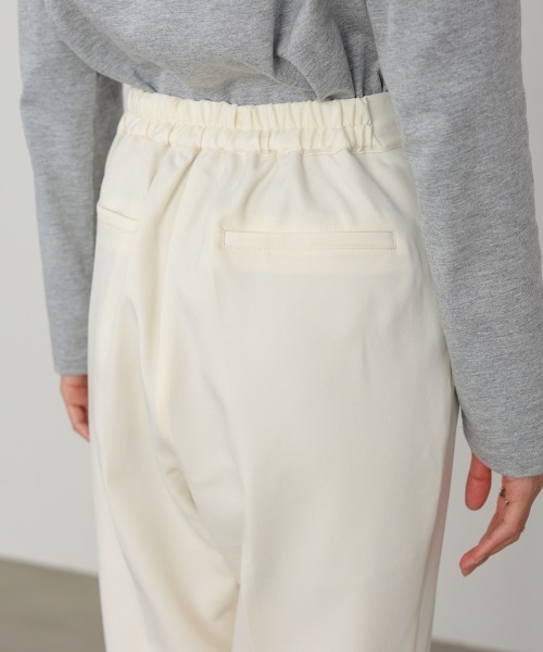 Bab(バブ)の「【選べるサイズ展開】ストレッチツイルセミフレアスラックスパンツ(スラックス・レディース・アイボリー/チャコールグレー/ブラック・L/M)」の14枚目の写真