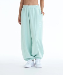 ROXY（ロキシー）の「ROXY ウィメンズ FITNESS TRIPLE HEARTS PANTS ロングパンツ 【2026年春夏モデル】/ロキシーUVカット接触冷感センタープリーツスウェットパンツ（スウェットパンツ）」