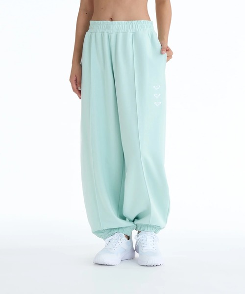 ROXY(ロキシー)の「ROXY ウィメンズ FITNESS TRIPLE HEARTS PANTS ロングパンツ 【2026年春夏モデル】/ロキシーUVカット接触冷感センタープリーツスウェットパンツ(スウェットパンツ・レディース・ブラック/グレー/ミント・SMALL/MEDIUM/LARGE)」の3枚目の写真