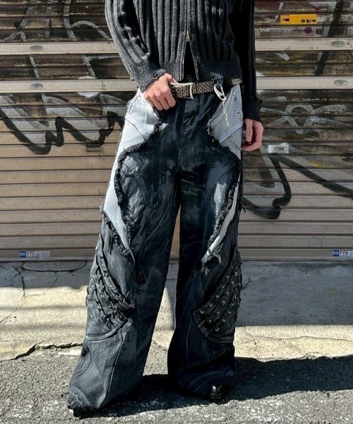Never mind the XU（ネバーマインドザエックスユー）の「【Never mind the XU】Patchwork Wide Leg pants / 【ネバーマインド ザ エックスユー】パッチワークワイドパンツ（デニムパンツ・メンズ・ブラック・L）」の6枚目の写真