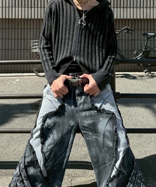 Never mind the XU（ネバーマインドザエックスユー）の「【Never mind the XU】Patchwork Wide Leg pants / 【ネバーマインド ザ エックスユー】パッチワークワイドパンツ（デニムパンツ・メンズ・ブラック・L）」の3枚目の写真