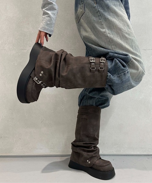 sedacle girl（セダクルガール）の「2wayバックルミドルブーツ（ブーツ・レディース・ダークブラウン/ブラック・LARGE/MEDIUM）」の19枚目の写真