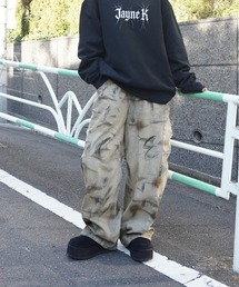 Jayne K（ジェーンケー）の「【Jayne K/ジェーン ケー】カモフラカーブワイドパンツ（その他パンツ）」