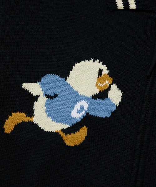 COVERNAT（カバーナット）の「[SOOBIN着用] DUCK GRAPHIC KNIT VARSITY JACKET（その他アウター・メンズ・ネイビー・SMALL/MEDIUM/LARGE/X-LARGE）」の6枚目の写真