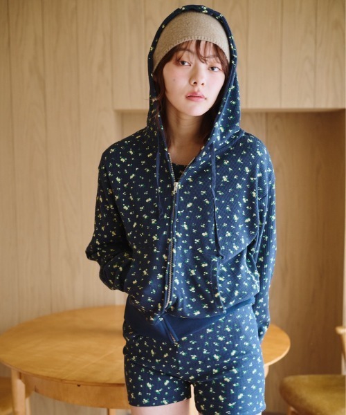 common gull products.（コモンガルプロダクツ）の「小さなお花畑のワッフルショートパンツ（その他パンツ・レディース・ネイビー/ライトブルー/ホワイト系/イエロー系・SMALL/MEDIUM/LARGE）」の10枚目の写真