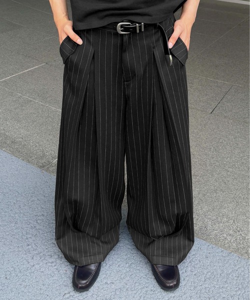 Vertical wide tuck slacks / バーティカルワイドタックスラックス