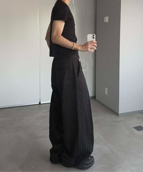 Vertical wide tuck slacks / バーティカルワイドタックスラックス