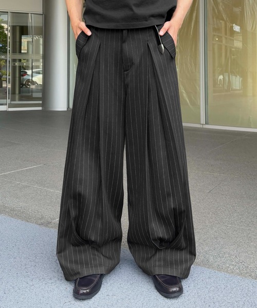 Vertical wide tuck slacks / バーティカルワイドタックスラックス