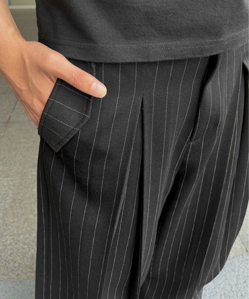 Vertical wide tuck slacks / バーティカルワイドタックスラックス