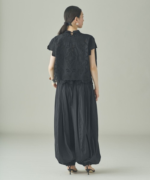 Curensology(カレンソロジー)の「Curensology(カレンソロジー)/ニューエンブロイダリーブラウス(シャツ/ブラウス・レディース・ホワイト/ブラック・FREE)」の18枚目の写真