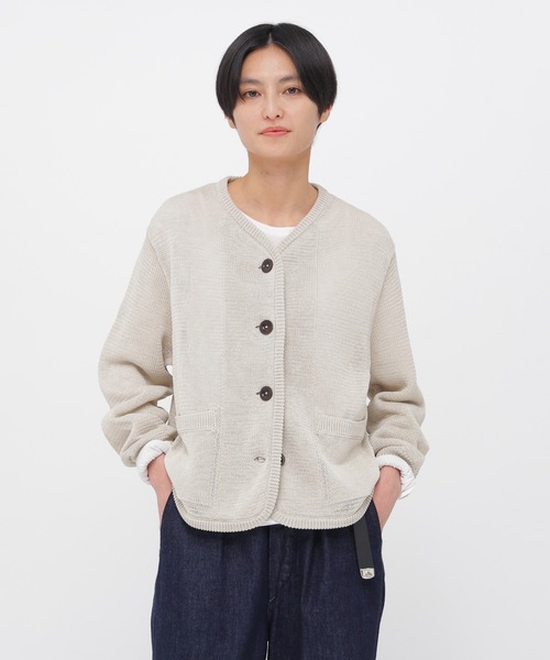 MHL.（エムエイチエル）の「COATED COTTON（カーディガン/ボレロ・レディース・チャコール/オフホワイト・2）」の2枚目の写真