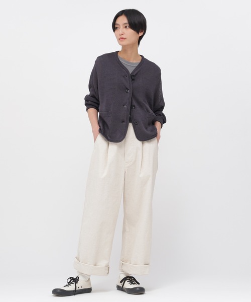 MHL.（エムエイチエル）の「COATED COTTON（カーディガン/ボレロ・レディース・チャコール/オフホワイト・2）」の9枚目の写真