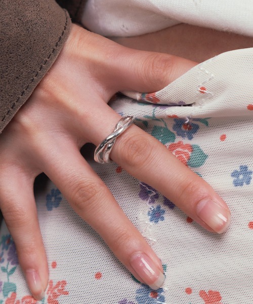 whoseA(フーシー)の「【silver925】Link Ring 2 / リンクリング2(リング・レディース・シルバー・17号/13号/10号)」の2枚目の写真