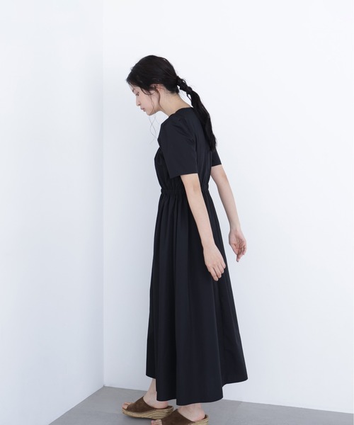 N.(N. Natural Beauty Basic)(エヌエヌナチュラルビューティーベーシック)の「ローンタックショルダーワンピース(ワンピース・レディース・ブラック/ダークブラウン/ラベンダー・SMALL/MEDIUM)」の6枚目の写真