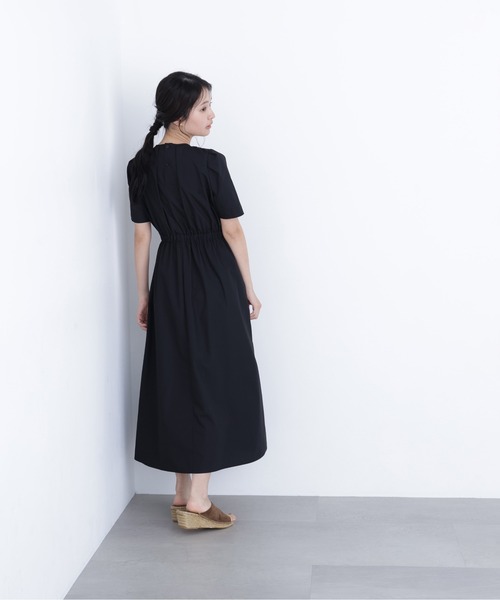 N.(N. Natural Beauty Basic)(エヌエヌナチュラルビューティーベーシック)の「ローンタックショルダーワンピース(ワンピース・レディース・ブラック/ダークブラウン/ラベンダー・SMALL/MEDIUM)」の8枚目の写真