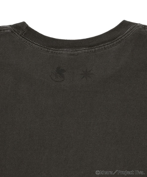 GDC(ジーディーシー)の「【GDC×EVANGELION】Title Logo Tee(Tシャツ/カットソー・メンズ・チャコール・SMALL/MEDIUM/LARGE/X-LARGE)」の7枚目の写真