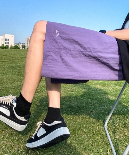 link lot(リンクロット)の「ワンポイントデザインナイロンハーフパンツ(その他パンツ・メンズ・パープル/ベージュ/ブラック/グレー・M/L)」の4枚目の写真