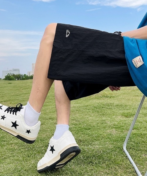 link lot(リンクロット)の「ワンポイントデザインナイロンハーフパンツ(その他パンツ・メンズ・パープル/ベージュ/ブラック/グレー・M/L)」の2枚目の写真