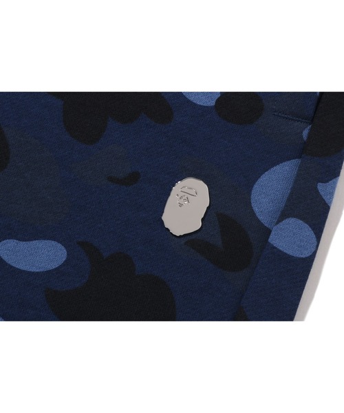 A BATHING APE(アベイシングエイプ)の「COLOR CAMO METAL APE HEAD RELAXED FIT SWEAT SHORTS(その他パンツ・メンズ・ブラック/ネイビー/パープル/グリーン・MEDIUM/XX-LARGE/X-LARGE/SMALL/LARGE)」の11枚目の写真