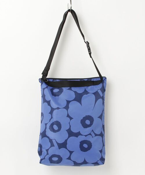 marimekko(マリメッコ)の「Unikko / Neat Crossbody bag M(ショルダーバッグ・レディース・ネイビー・FREE)」の8枚目の写真