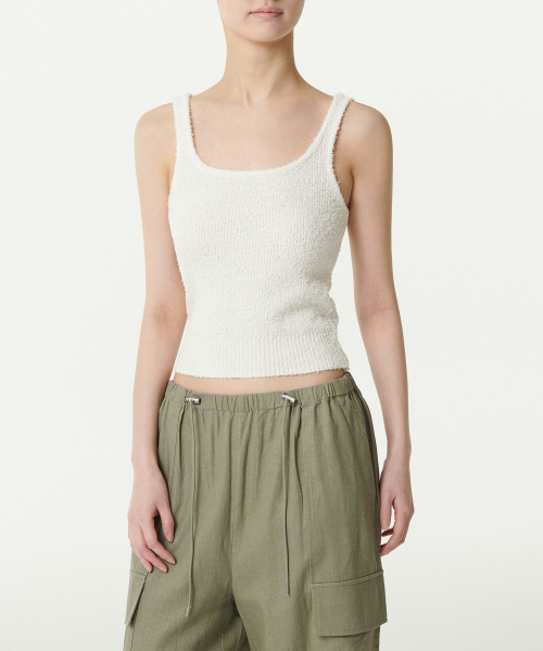 MUSINSA STANDARD WOMAN（ムシンサスタンダードウーマン）の「ウィメンズファンシーヤーンリブニットスリーブレストップ[アイボリー]（ニット/セーター・レディース・その他・S/M）」の2枚目の写真