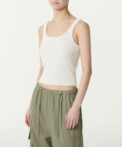 MUSINSA STANDARD WOMAN（ムシンサスタンダードウーマン）の「ウィメンズファンシーヤーンリブニットスリーブレストップ[アイボリー]（ニット/セーター・レディース・その他・S/M）」の3枚目の写真