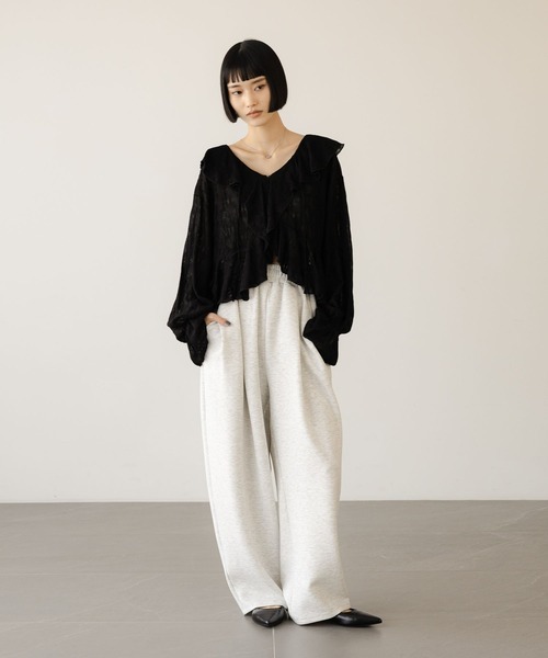 LOWRYS FARM（ローリーズファーム）の「フラワーレースフリルブラウス 666437（シャツ/ブラウス・レディース・ホワイト/ブラック/イエロー・FREE）」の13枚目の写真