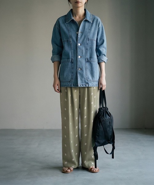 STYLE DELI（スタイルデリ）の「【BLK001】花柄刺繍ツイルタックパンツ（その他パンツ・レディース・グリーン/グレー/ブラック・FREE）」の7枚目の写真