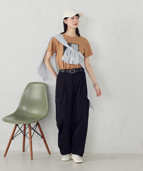 COMME CA ISM（コムサイズム）の「ポリエステルマイクロツイル カーゴパンツ（カーゴパンツ・レディース・カーキ/ブラック・LARGE/MEDIUM）」の4枚目の写真